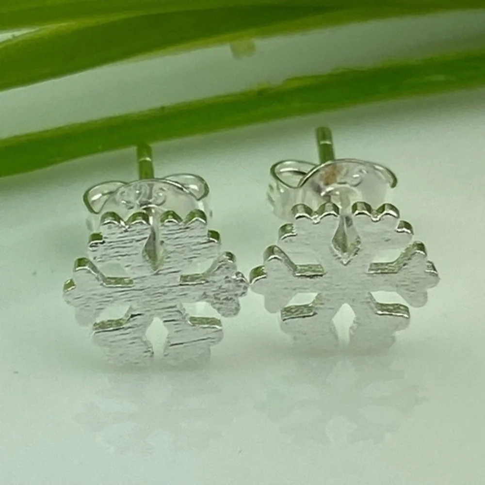 Sterling Silver Snowflake Post Earrings Textured Winter‎ Holiday